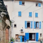 Maison de village à Courthézon de 97 m² avec fort potentiel