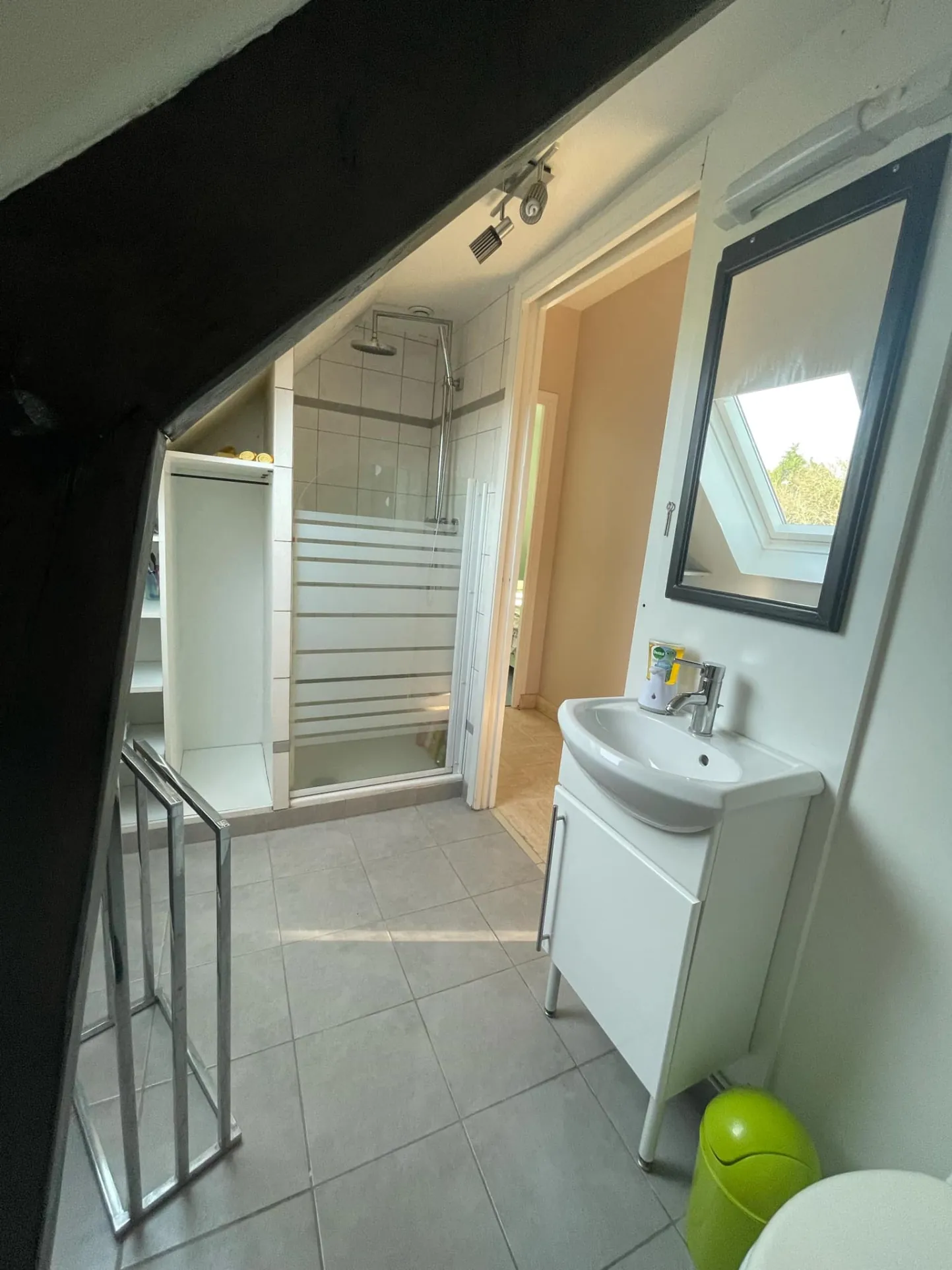 Maison de ville de 113 m² avec grand terrain à Camors, vue dégagée 
