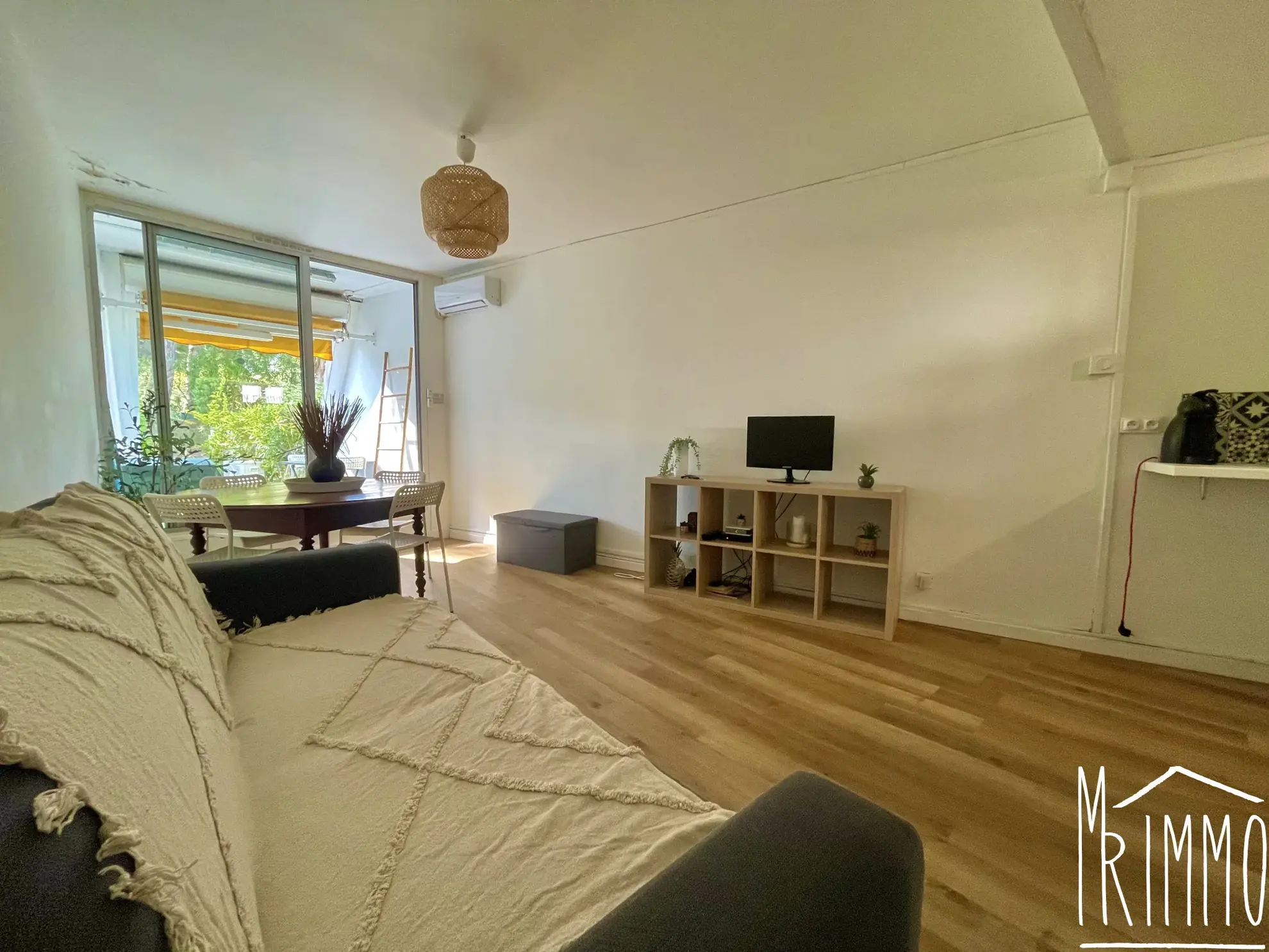 Charmant appartement T3 en rez-de-jardin à La Grande-Motte avec parking et terrasse 