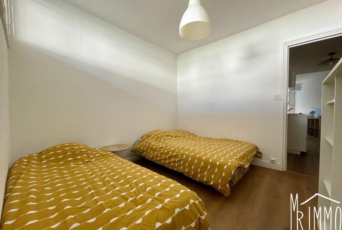 Charmant appartement T3 en rez-de-jardin à La Grande-Motte avec parking et terrasse 