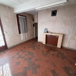 Maison à rénover de 58 m² avec terrain à Oisemont, Hauts-de-France