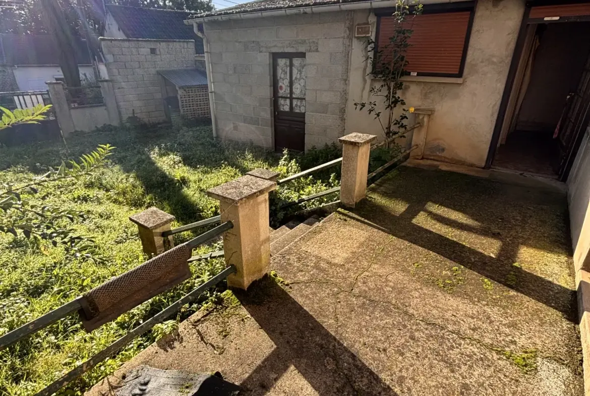 Maison à rénover de 58 m² avec terrain à Oisemont, Hauts-de-France 