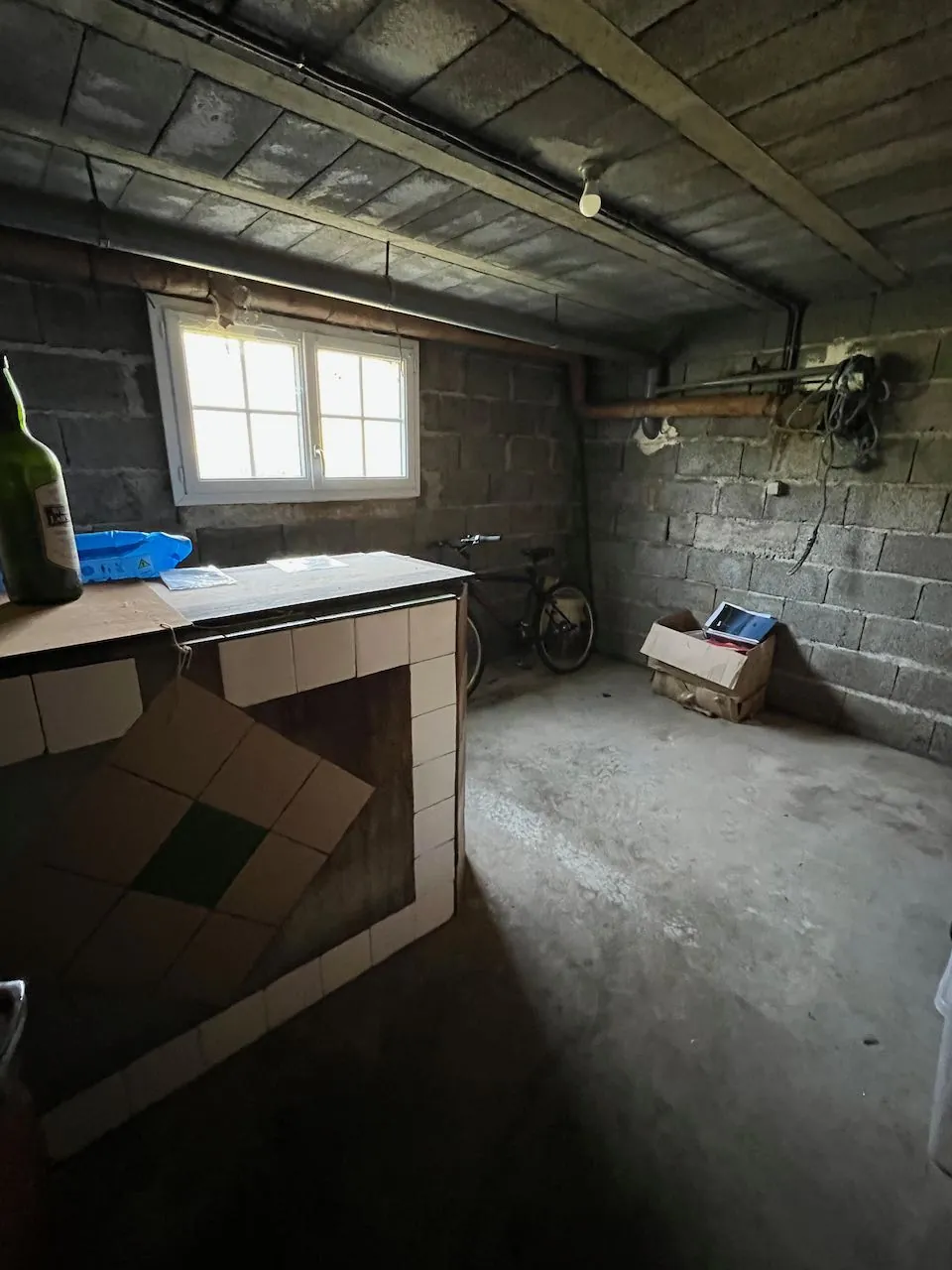 Maison familiale à Thiré avec jardin, garage et dépendances - 150 m² 