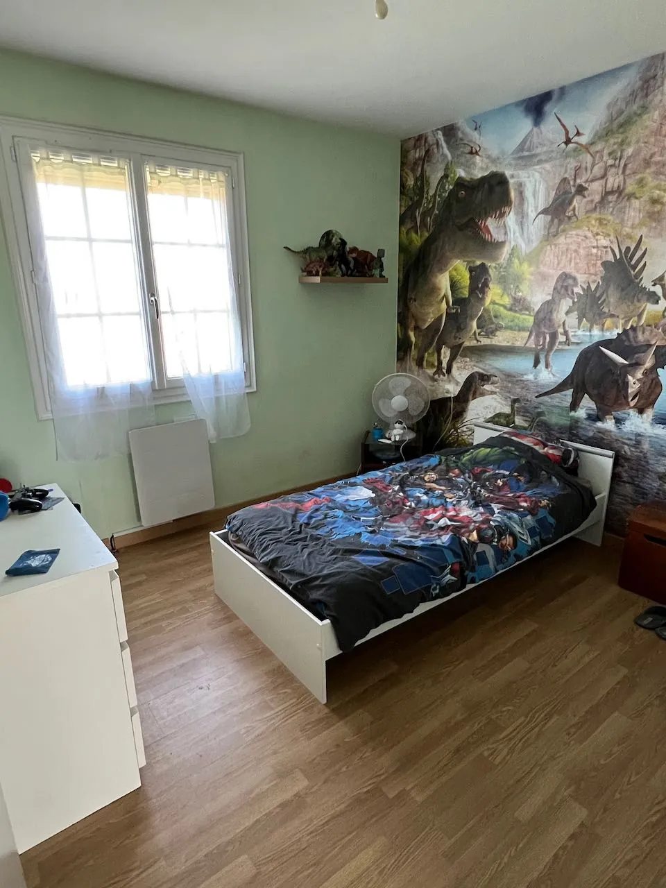 Maison familiale à Thiré avec jardin, garage et dépendances - 150 m² 