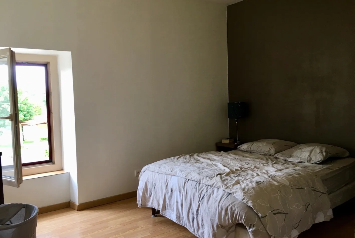 Maison en pierre avec jardin et terrain constructible à Sansais - Marais Poitevin 