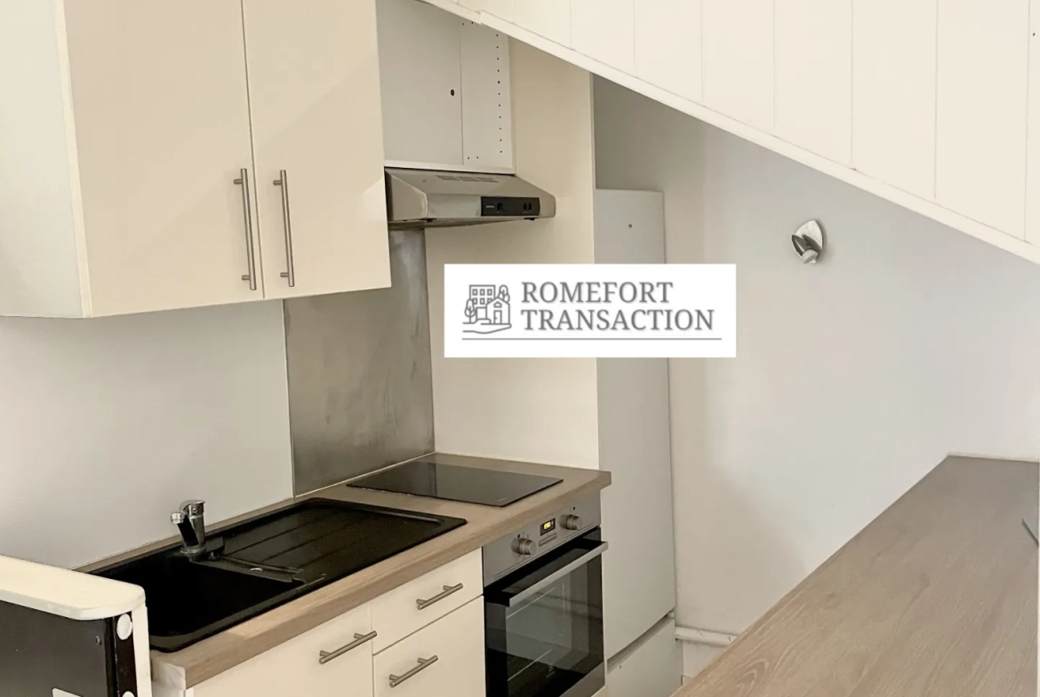 Studio rénové en plein centre de Nantes – Opportunité d’investissement ou premier achat 