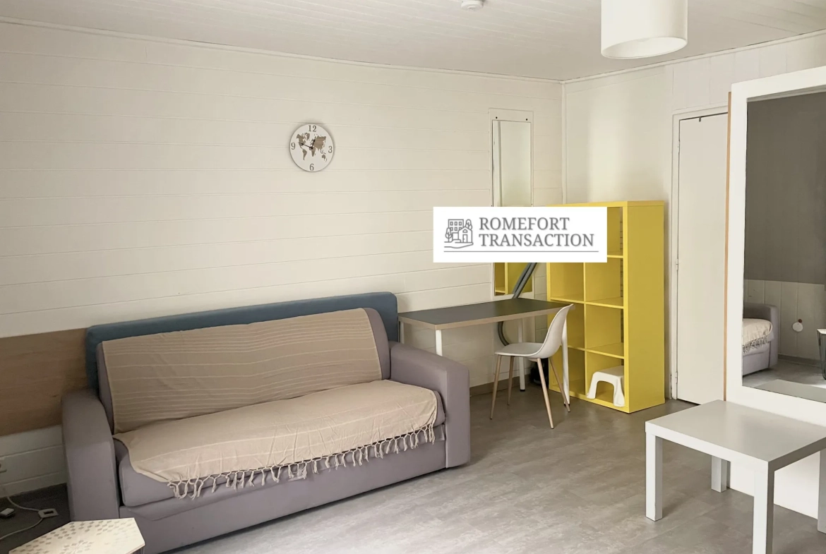 Studio rénové en plein centre de Nantes – Opportunité d’investissement ou premier achat 