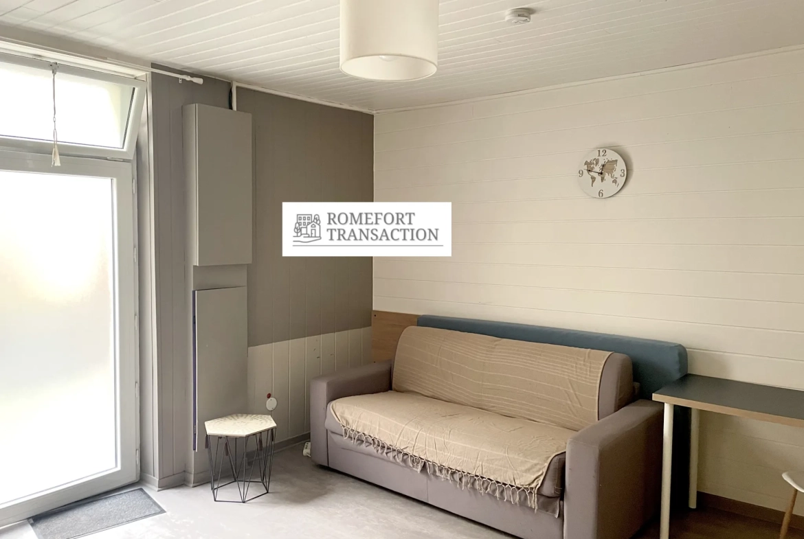 Studio rénové en plein centre de Nantes – Opportunité d’investissement ou premier achat 
