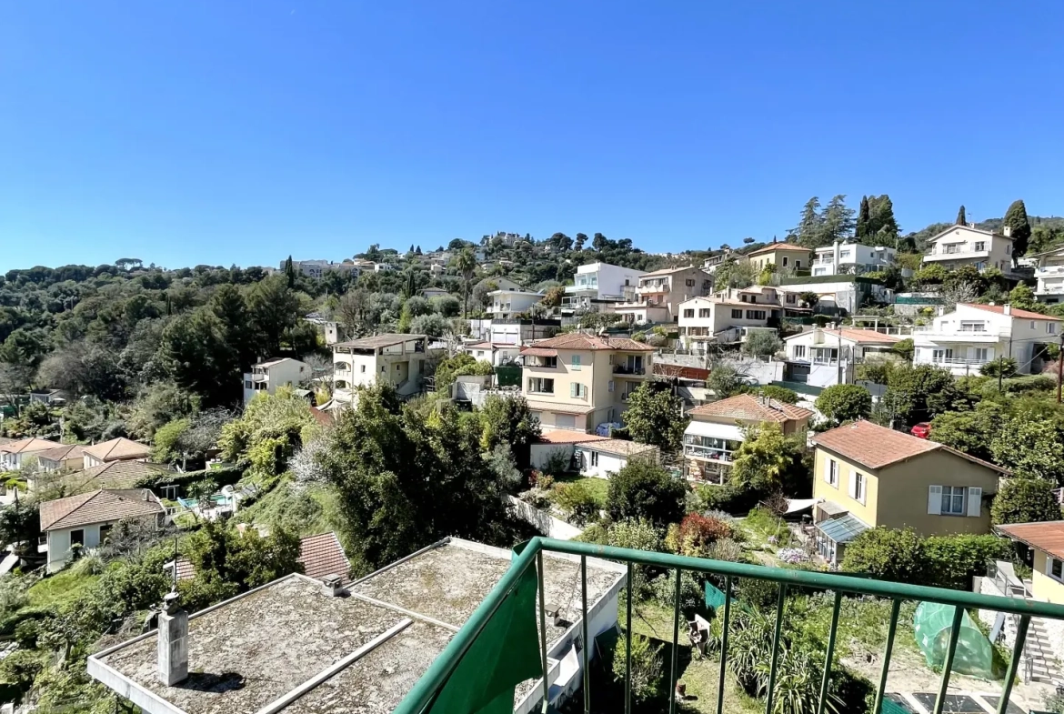 Studio lumineux avec balcon et vue montagne à Nice - idéal investissement ou résidence principale 