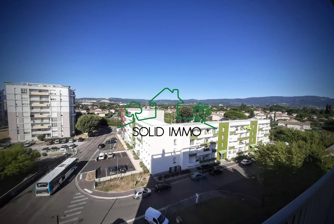 Appartement T4 lumineux de 69,4 m² à Montélimar centre-ville 
