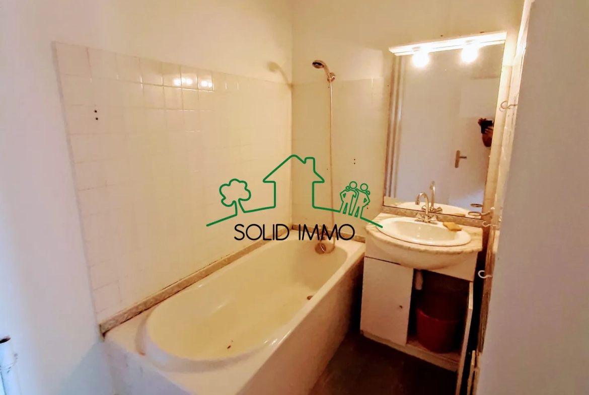 Appartement T4 lumineux de 69,4 m² à Montélimar centre-ville 