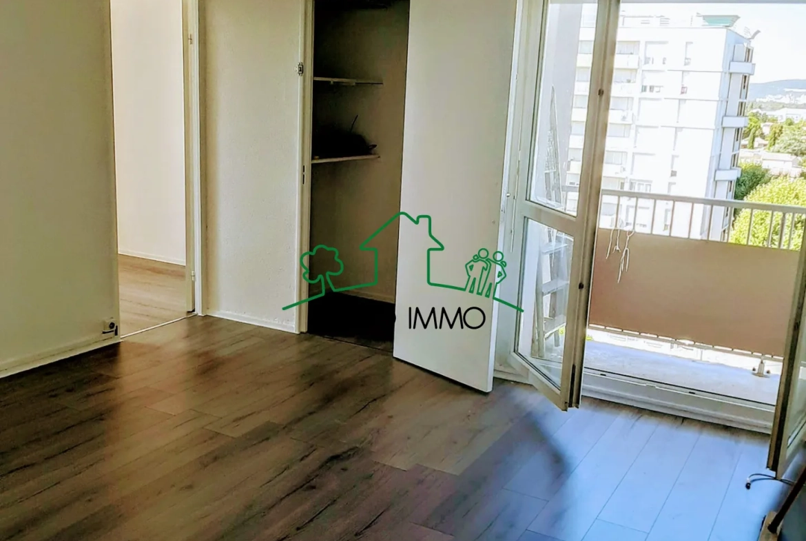 Appartement T4 lumineux de 69,4 m² à Montélimar centre-ville 