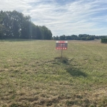 Terrain constructible de 1970 m² à Sarliac-sur-l'Isle, vue dégagée