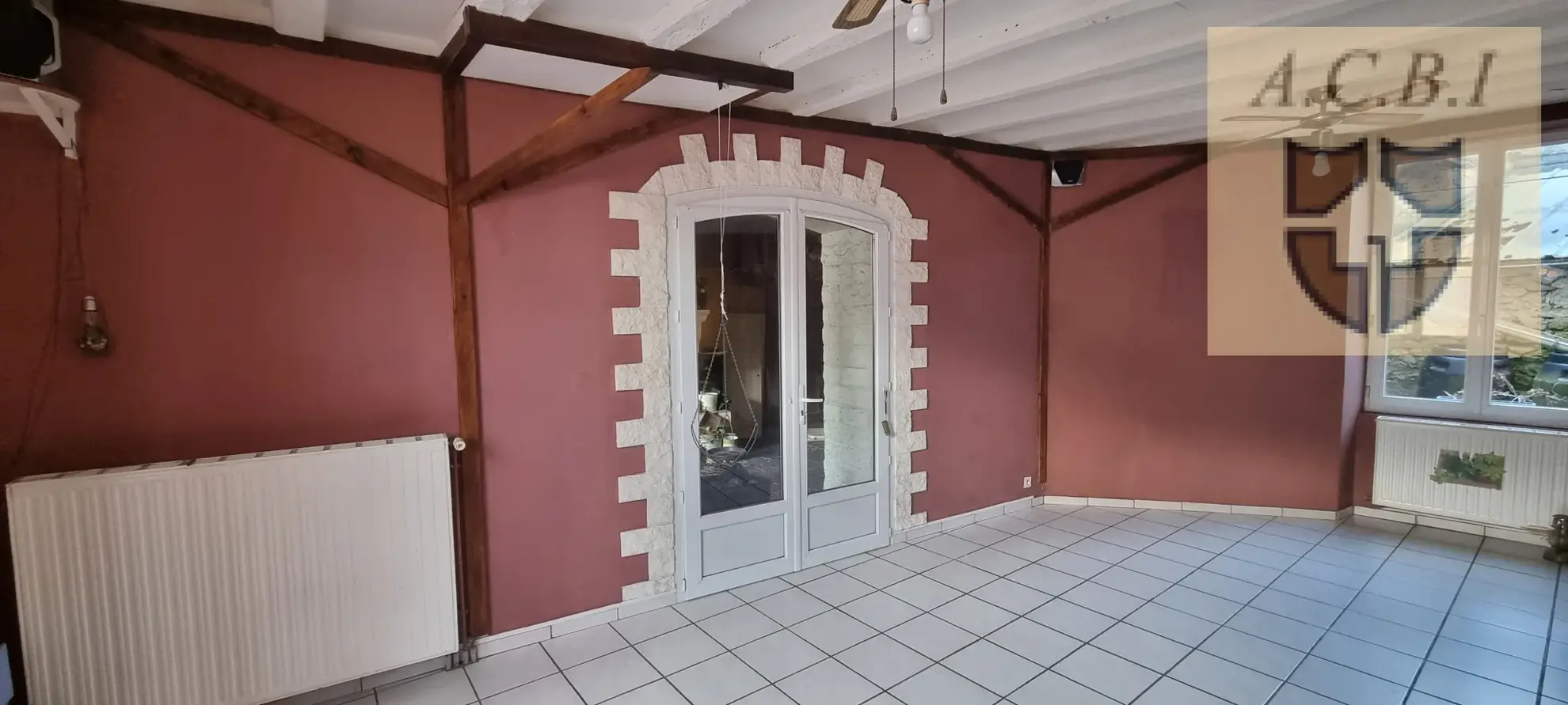 Maison de village à Maves près de Blois avec 4 chambres et garage 
