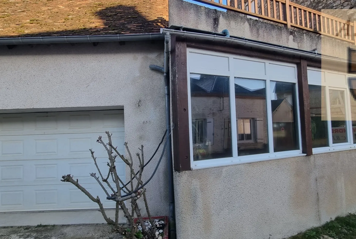 Maison de village à Maves près de Blois avec 4 chambres et garage 