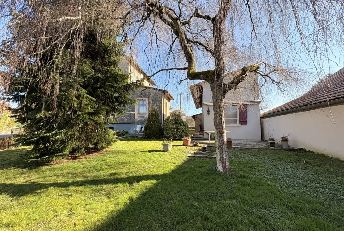 Maison avec potentiel de 186 m² à Montreux-vieux, idéal investisseur 