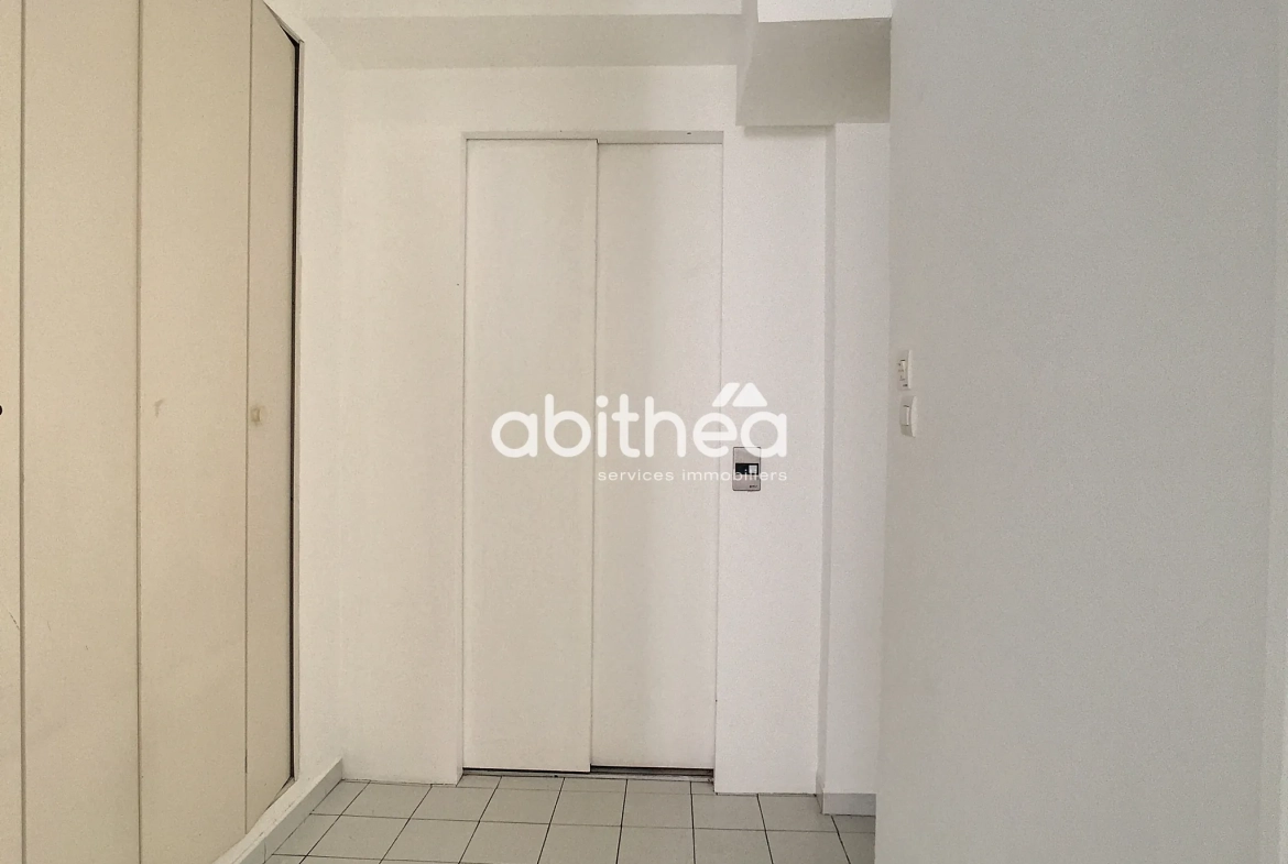 Appartement 3 pièces de 69,8 m² avec ascenseur à Choisy-Le-Roi 
