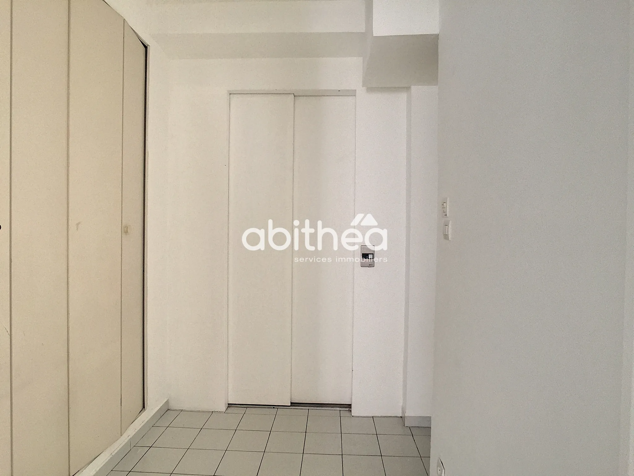 Appartement 3 pièces de 69,8 m² avec ascenseur à Choisy-Le-Roi 