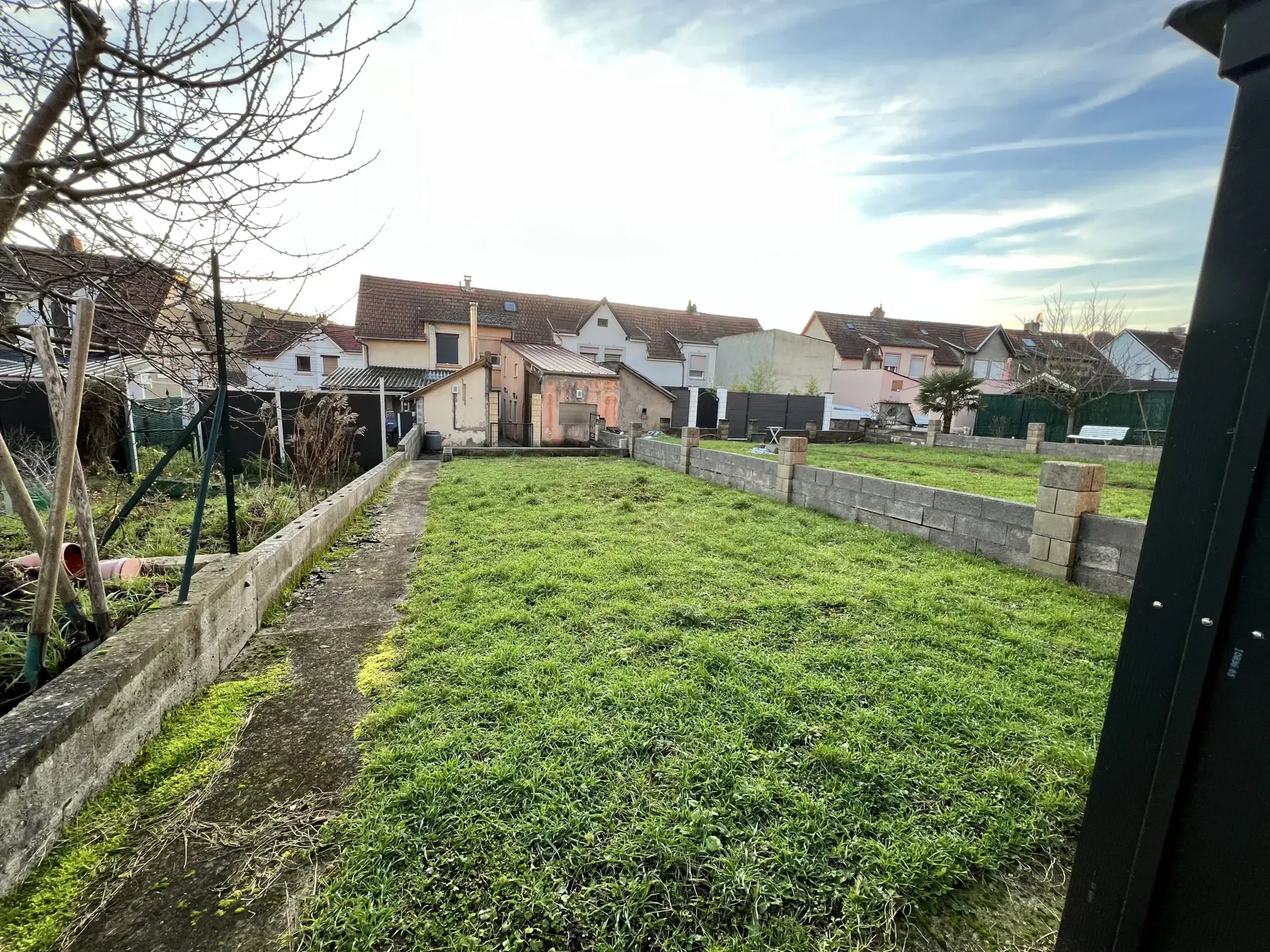 Maison de village rénovée à Falck – 2 chambres, jardin, idéal primo-accédant 