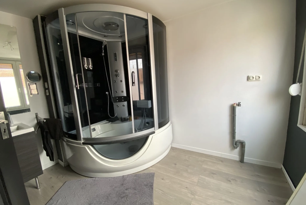 Maison de village rénovée à Falck – 2 chambres, jardin, idéal primo-accédant 