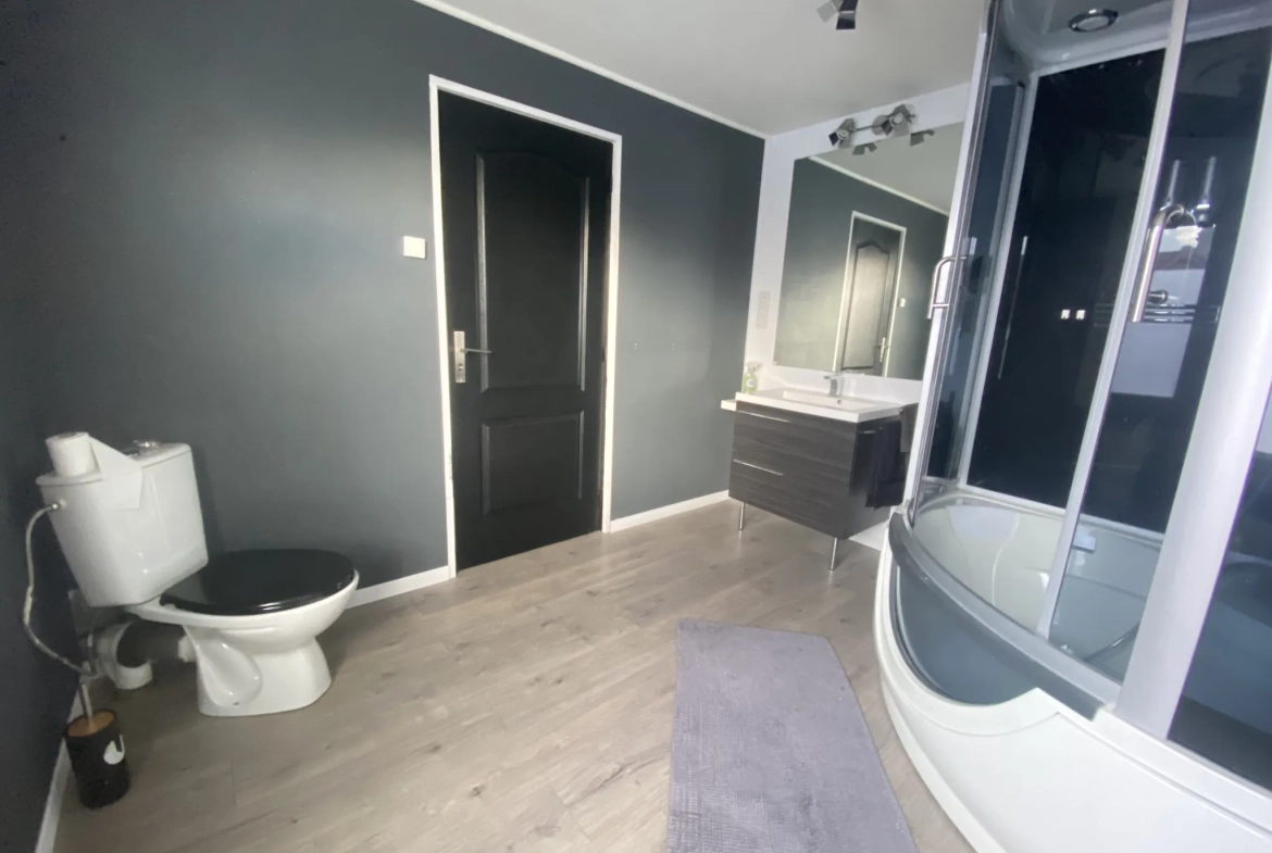 Maison de village rénovée à Falck – 2 chambres, jardin, idéal primo-accédant 