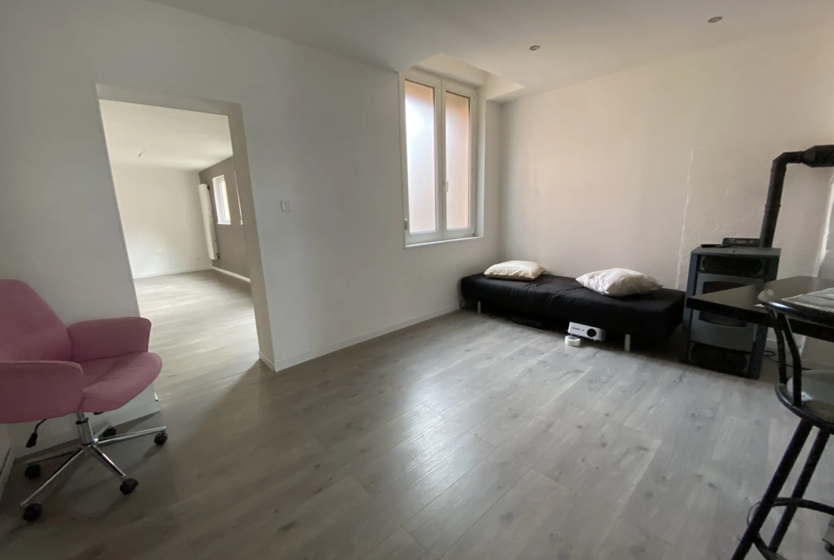 Maison de village rénovée à Falck – 2 chambres, jardin, idéal primo-accédant 