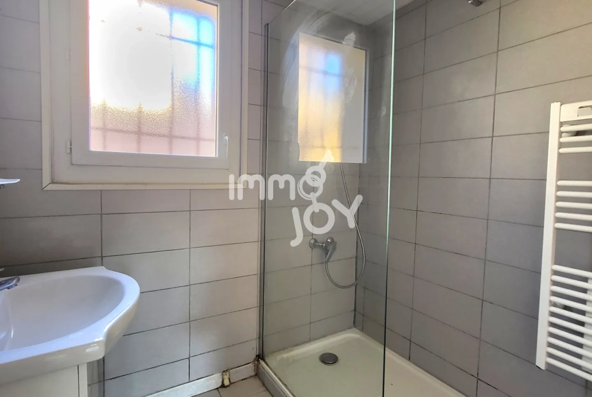 Appartement T4 avec jardin et garage à La Salvetat Saint-Gilles sans charges 