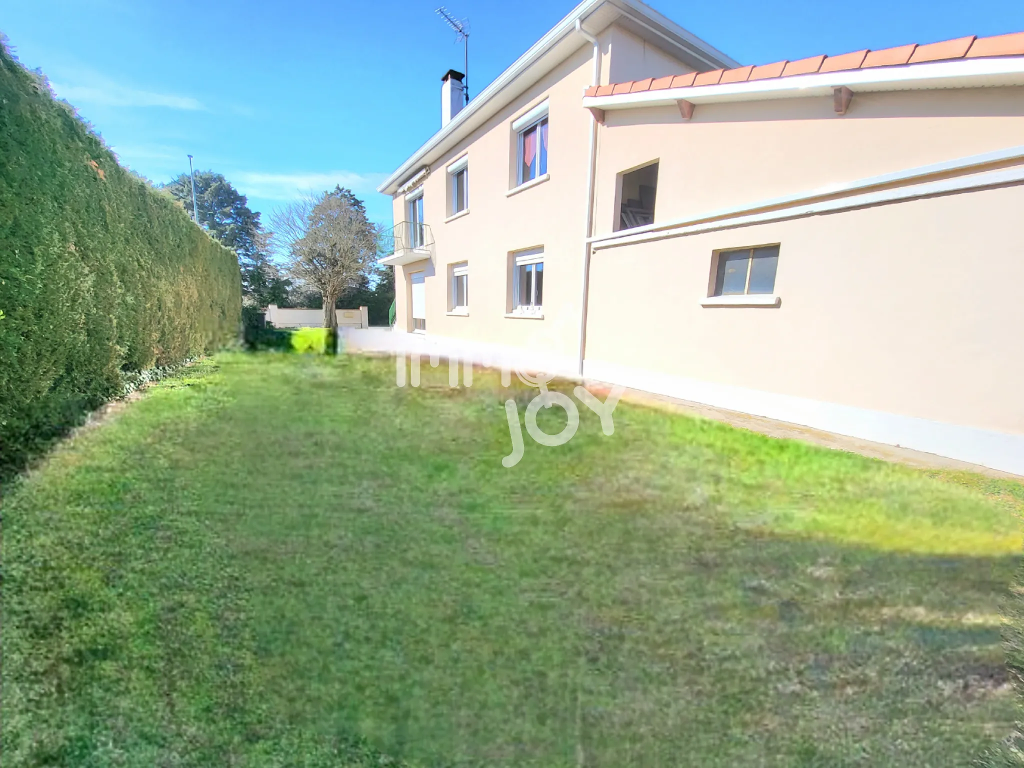 Appartement T4 avec jardin et garage à La Salvetat Saint-Gilles sans charges 