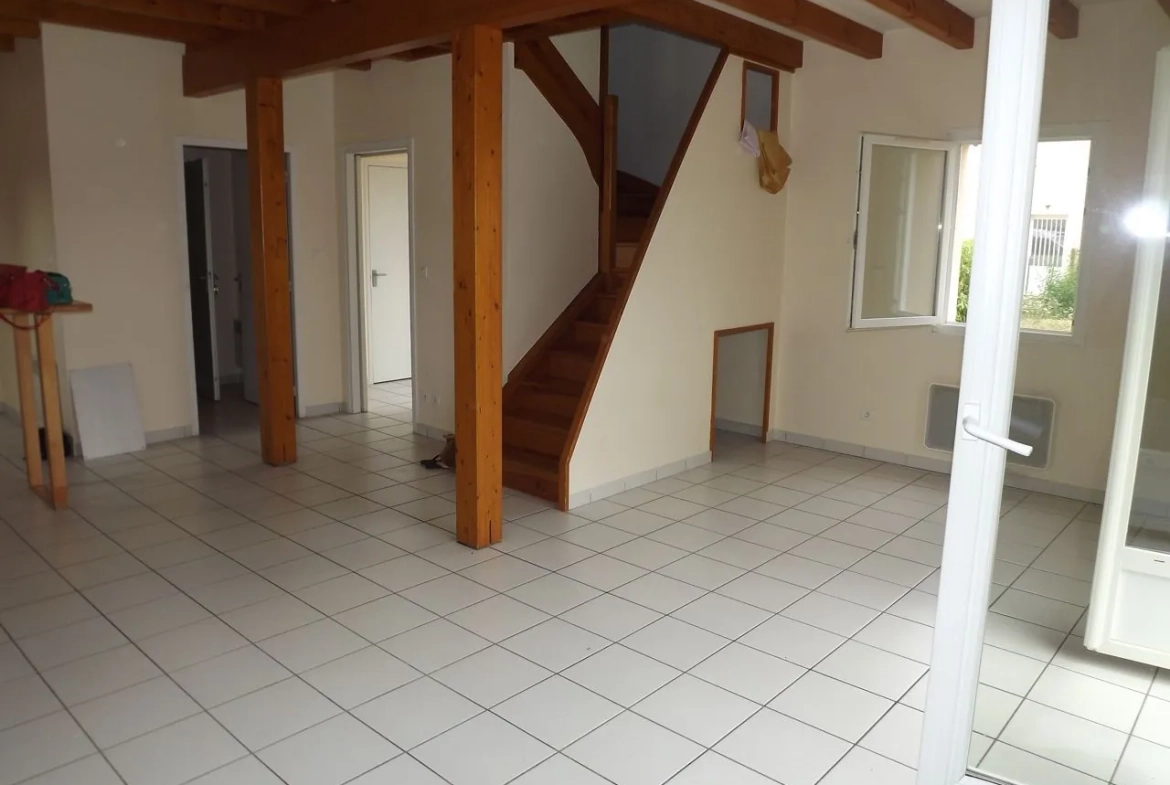 Maison d'environ 85 m² avec jardin privé à Artaix en Saône-et-Loire 