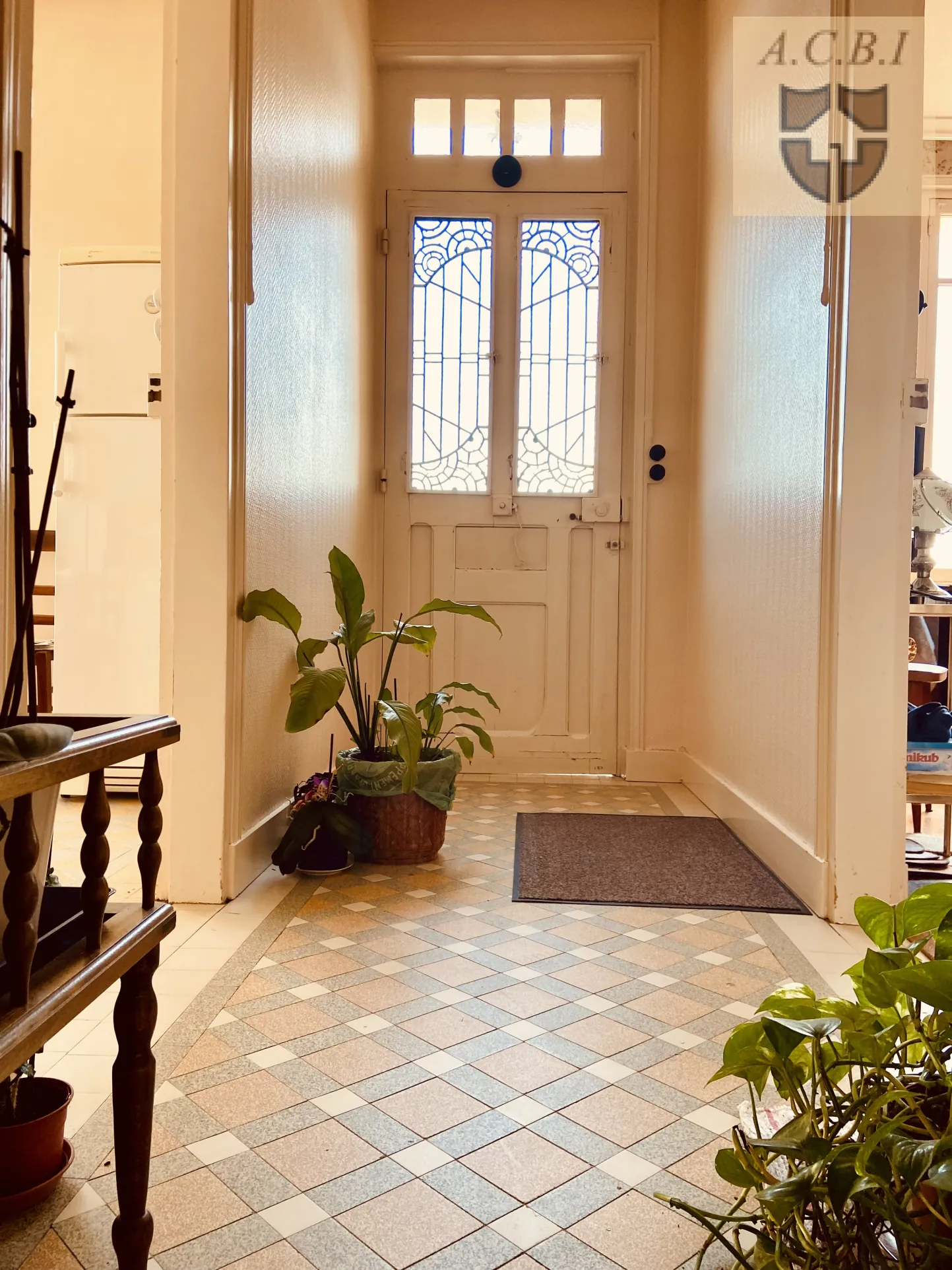 Maison à vendre à Vendôme avec jardin, garage et potentiel de rénovation 