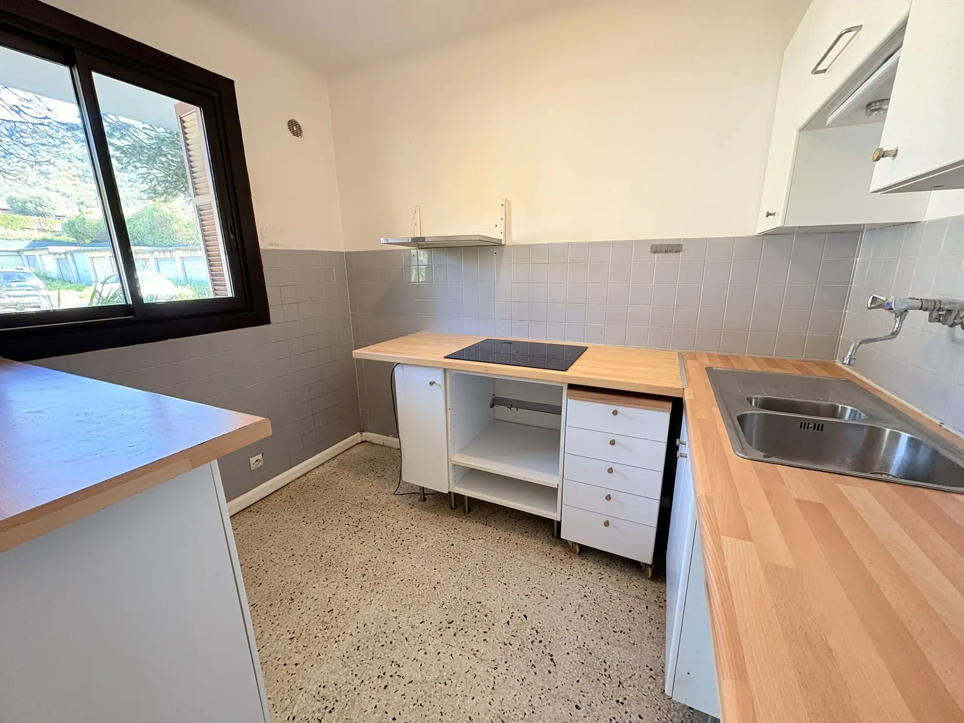 Appartement T3 en Duplex à Tiuccia près d'Ajaccio – 61 m² avec Terrasse et Parking 