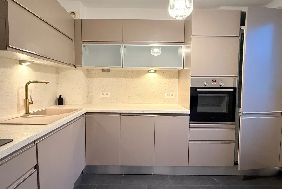Charmant appartement de 70m² à Thionville Elange avec terrasse et parking 
