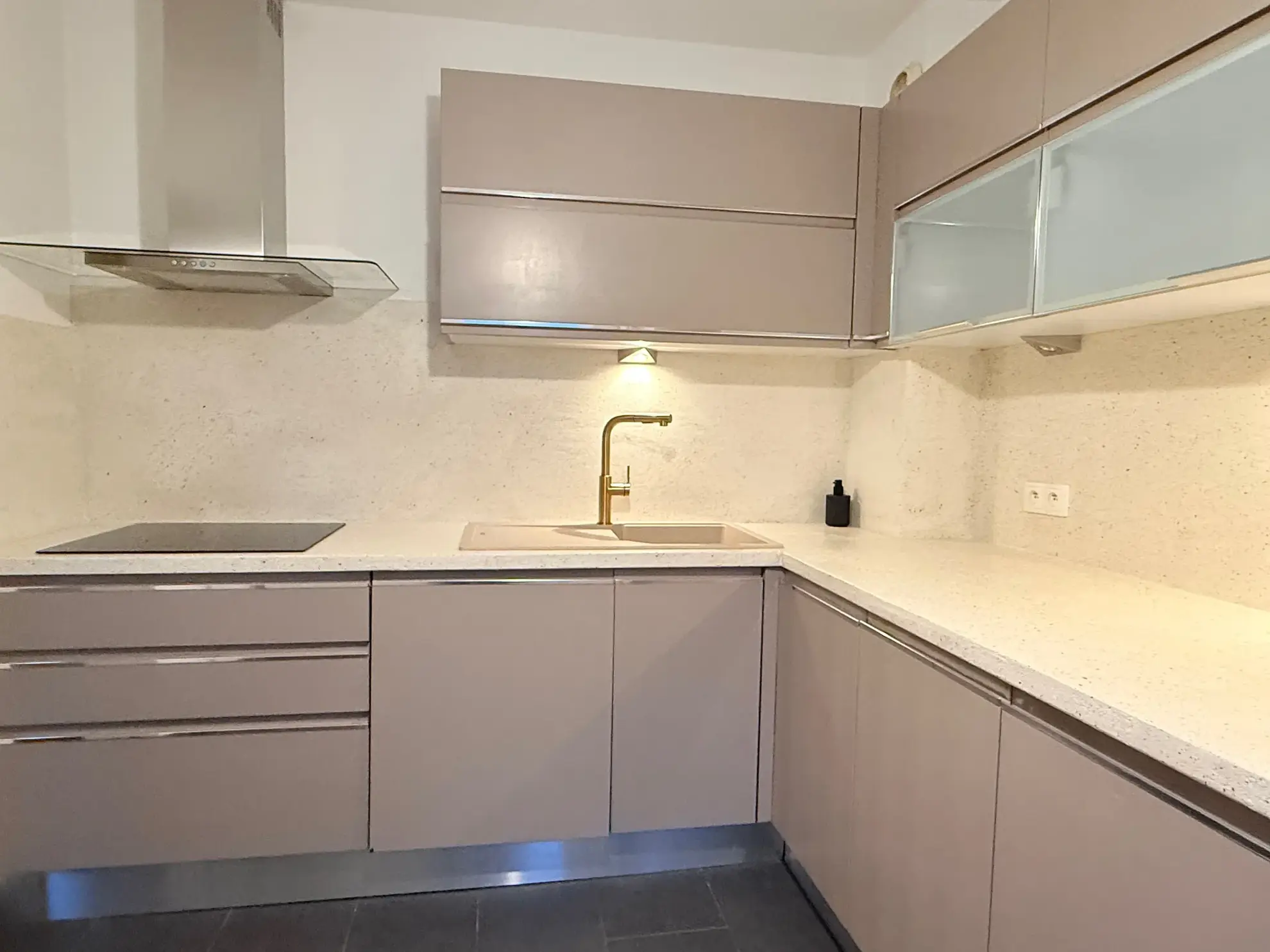 Charmant appartement de 70m² à Thionville Elange avec terrasse et parking 