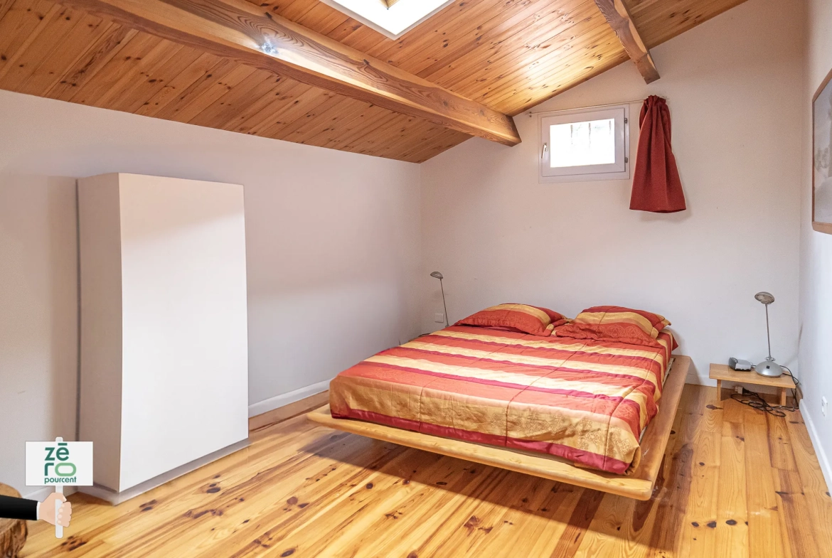 Maison à vendre à 800 mètres de la plage des Conches à Longeville-sur-mer 