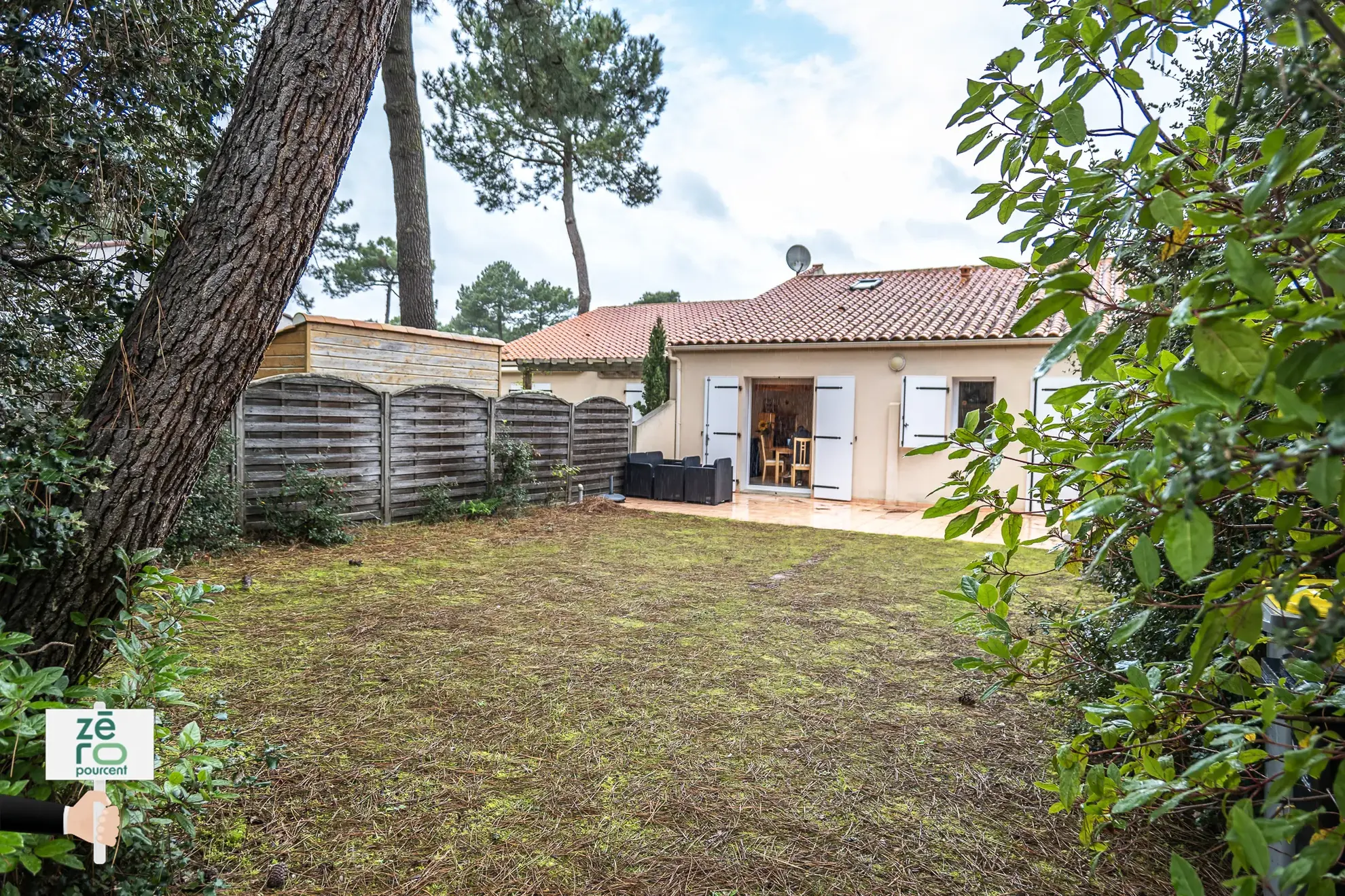 Maison à vendre à 800 mètres de la plage des Conches à Longeville-sur-mer 