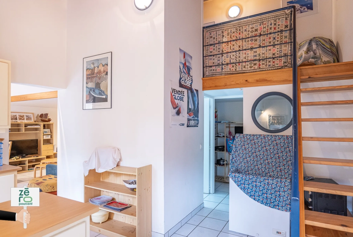 Maison à vendre à 800 mètres de la plage des Conches à Longeville-sur-mer 