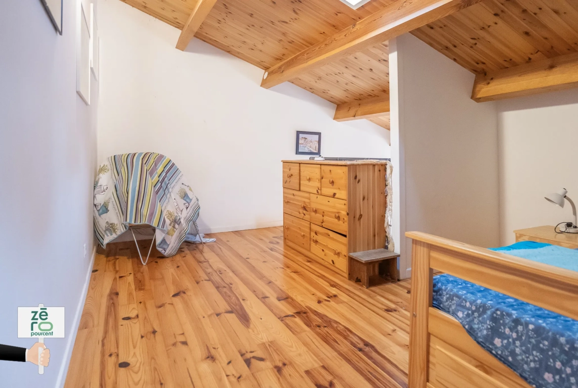 Maison à vendre à 800 mètres de la plage des Conches à Longeville-sur-mer 
