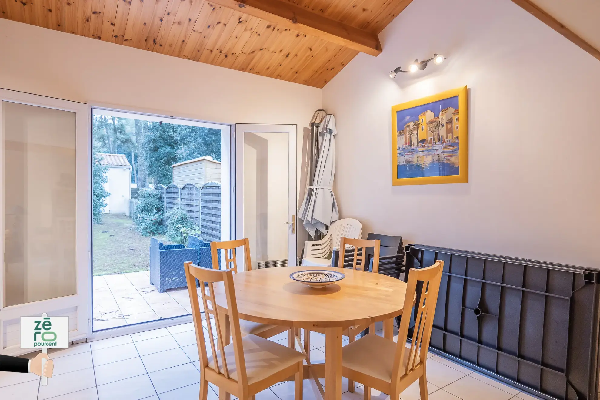 Maison à vendre à 800 mètres de la plage des Conches à Longeville-sur-mer 