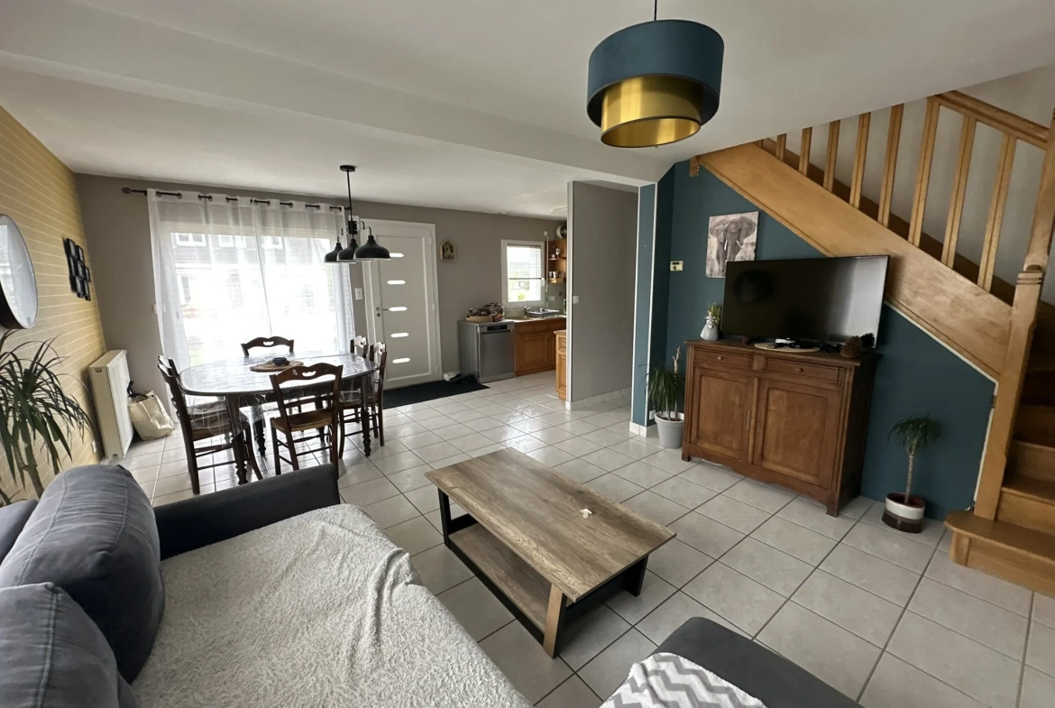 Maison à vendre à Baud - 3 chambres, garage et terrain de 429 m² 