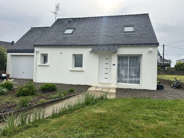 Maison à vendre à Baud - 3 chambres, garage et terrain de 429 m²
