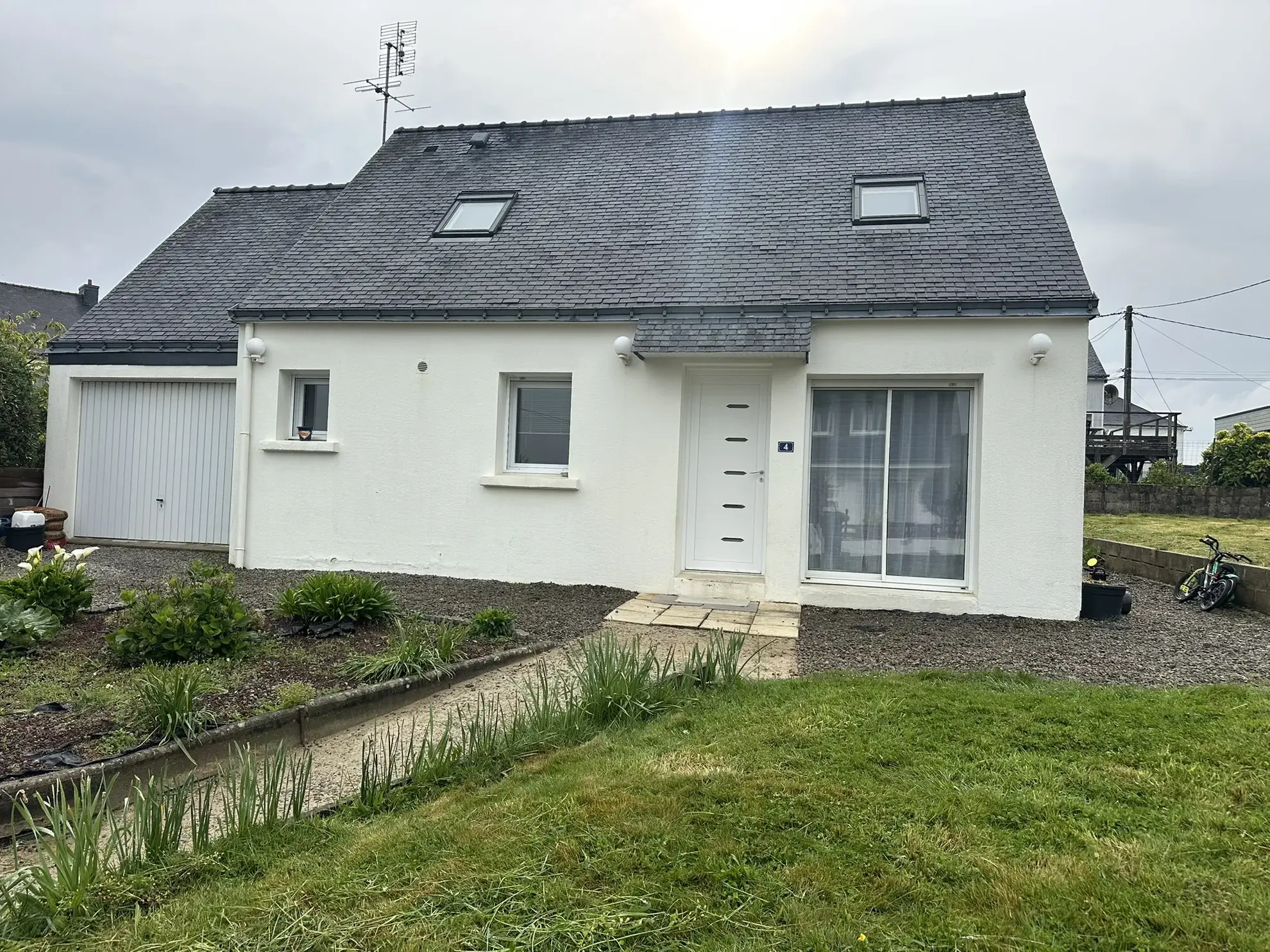Maison à vendre à Baud - 3 chambres, garage et terrain de 429 m² 