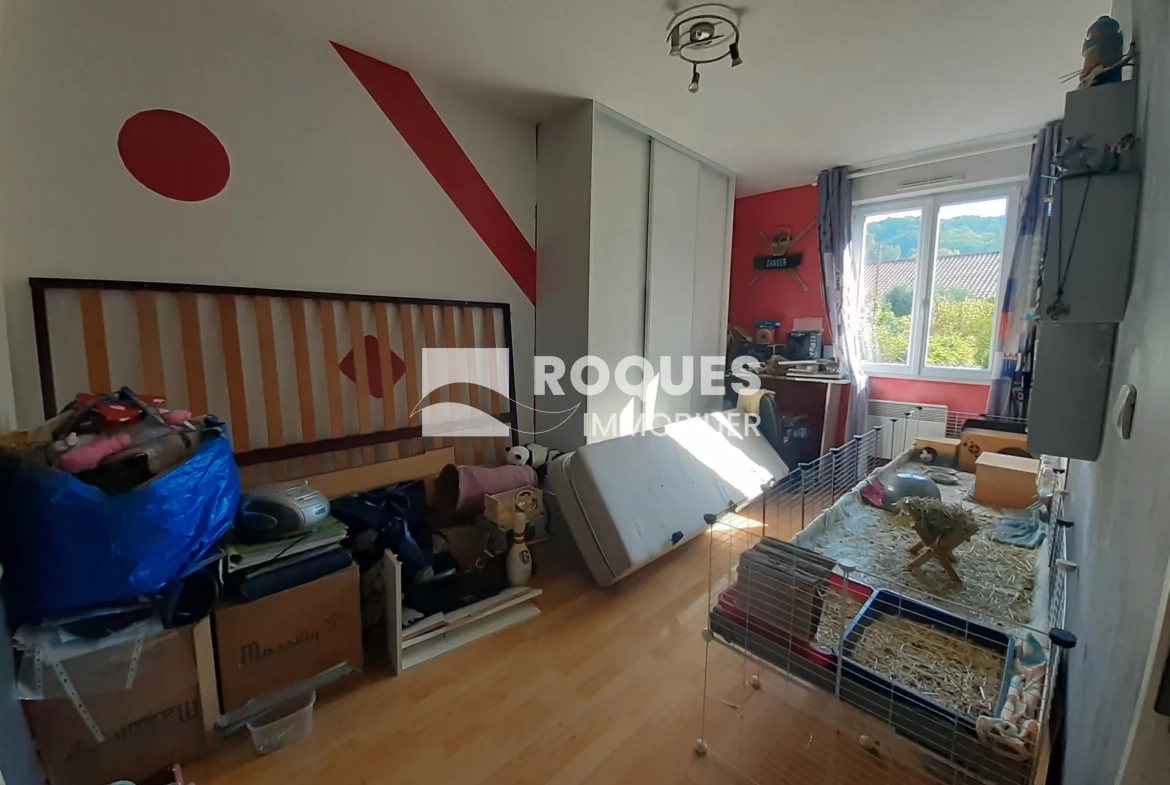 Maison de plain-pied à Creissels avec vue imprenable et jardin de 591 m² 