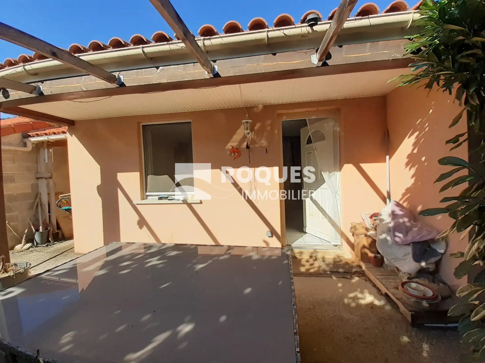 Maison de plain-pied à Creissels avec vue imprenable et jardin de 591 m² 