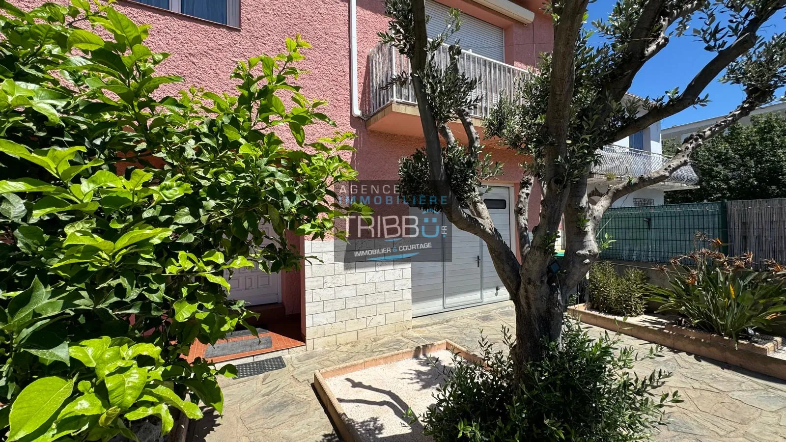 Charmante maison 3 chambres 127m² avec jardin à Perpignan 