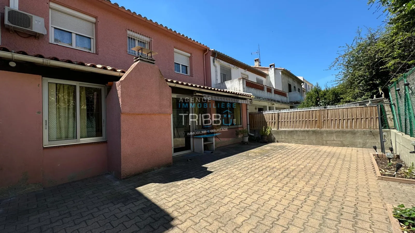 Charmante maison 3 chambres 127m² avec jardin à Perpignan 