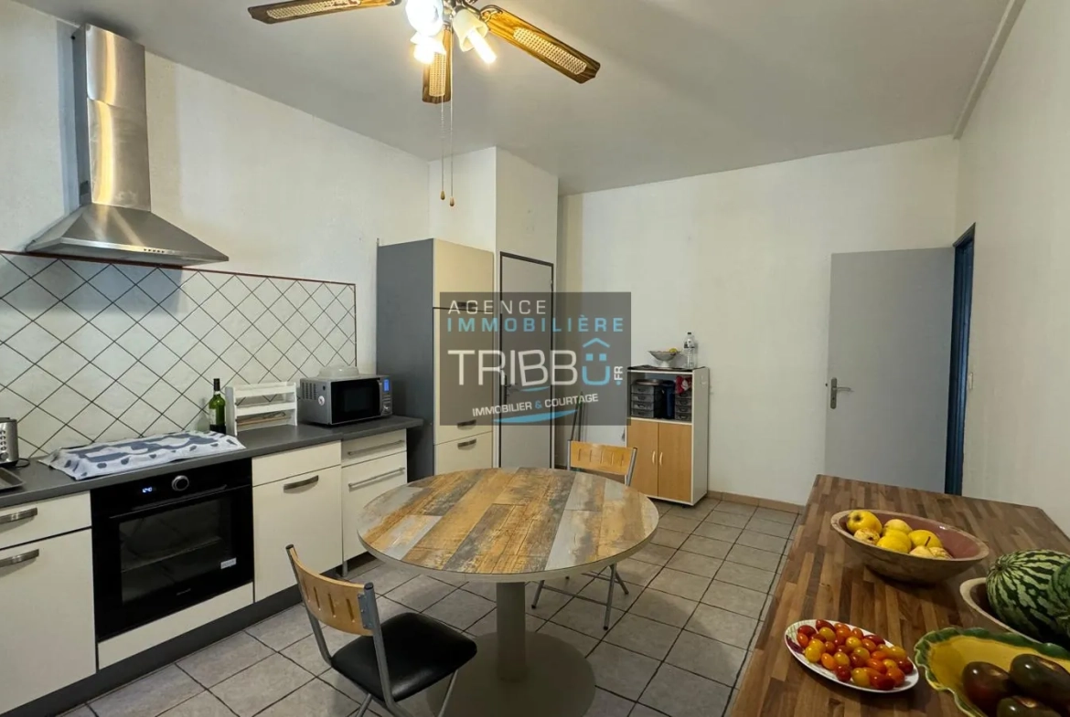 Charmante maison 3 chambres 127m² avec jardin à Perpignan 