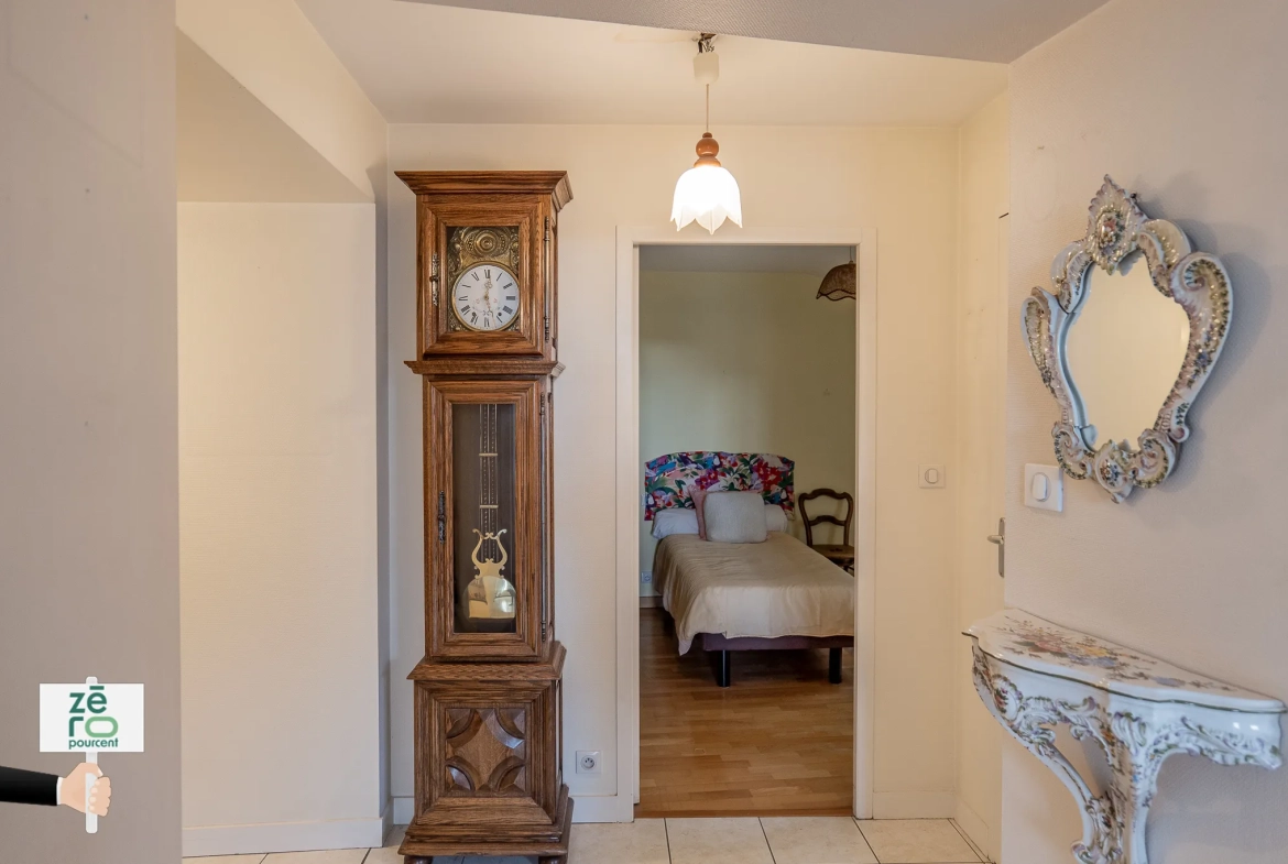 Appartement de 115 m² dans le centre de Luçon avec potentiel divisible 