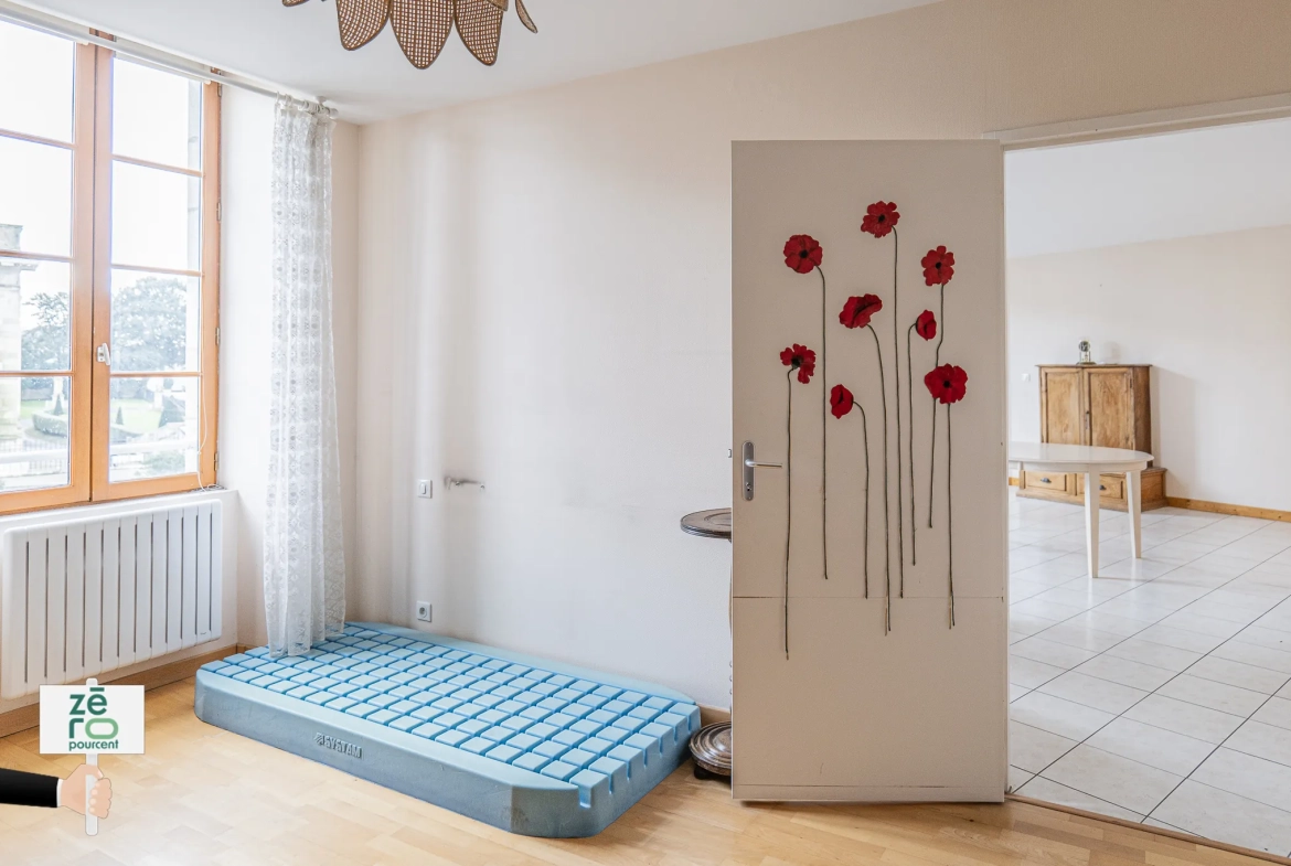 Appartement de 115 m² dans le centre de Luçon avec potentiel divisible 