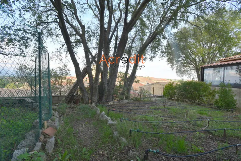 Maison à vendre au Pouget avec 3 chambres, véranda et vue panoramique - Opportunité à ne pas manquer 