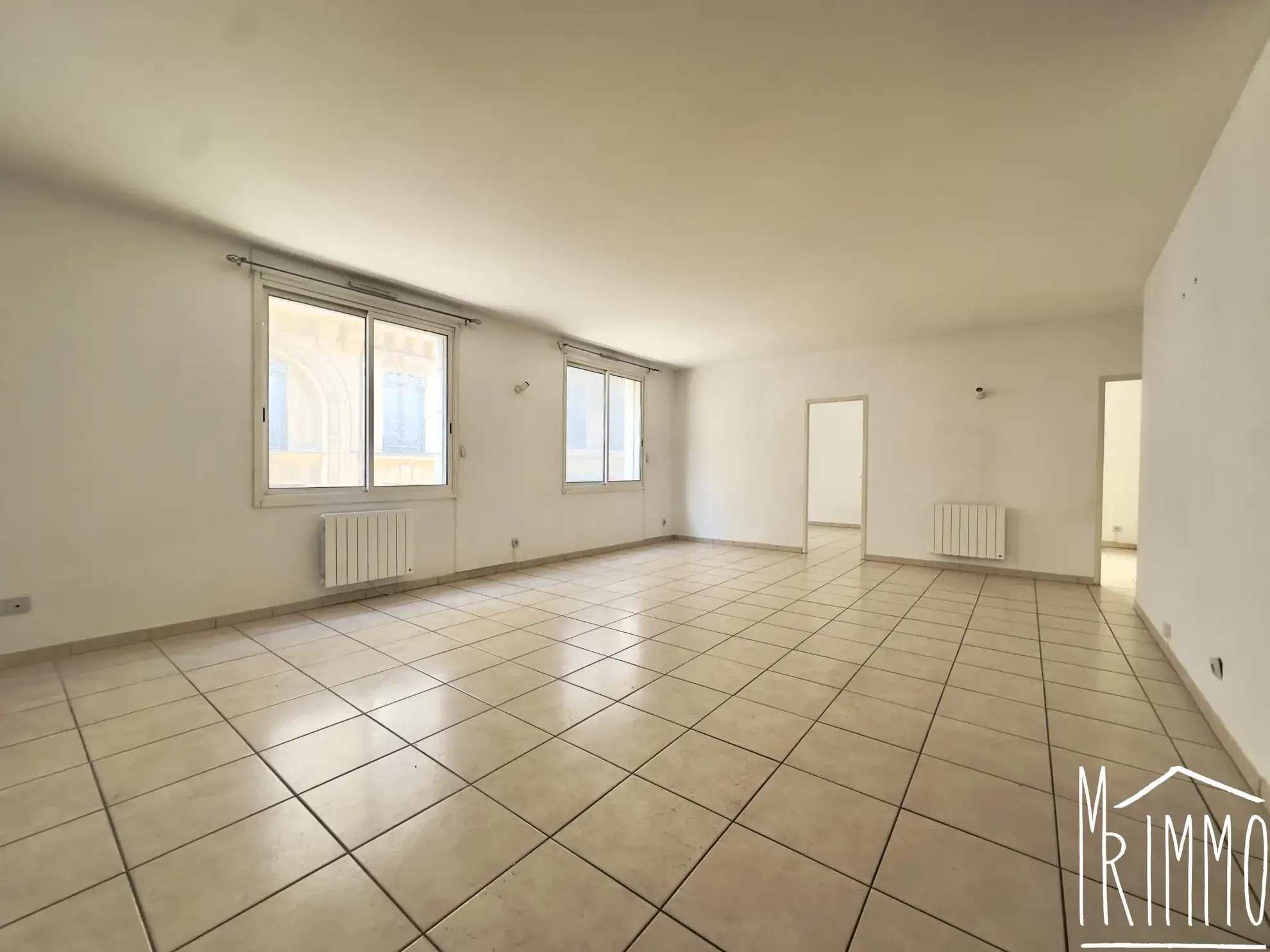 Appartement T4 de 97 m² à vendre au centre de Montpellier avec parking privé 